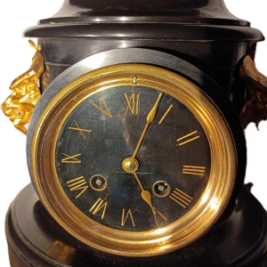 Jean-Baptiste REVILLON, Napoleon III clock with group of bronze putti, 19th c