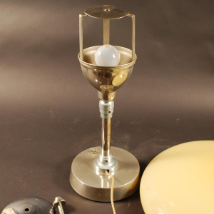 Art Deco table lamp in metal and opaline glass - circa 1930