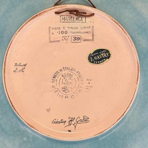 Emaux de Longwy Marécages schaal met omcirkeld email dat 2 moerasarenden voorstelt