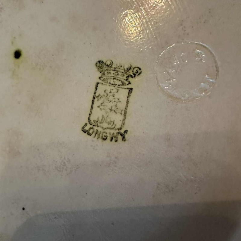 Emaux de Longwy, schaal met voorstelling van een fazantenpaar in het wild, cloisonné email randen