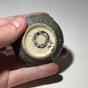 Denbac & Charles Greber, set van 7 miniatuurvazen van steengoed, Frankrijk begin 20e eeuw