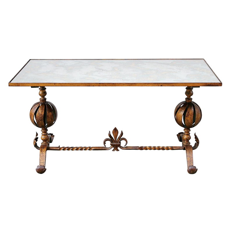 TABLE BASSE EN BRONZE DORE CIRCA 1940.