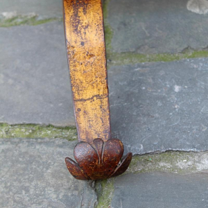TABLE BASSE EN BRONZE DORE CIRCA 1940.