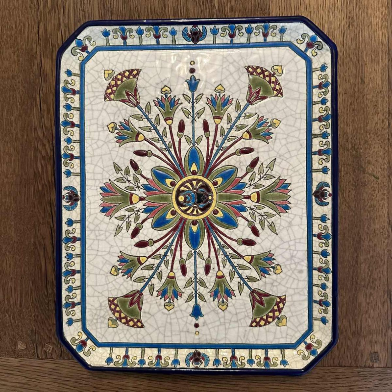 Emaux de Longwy, nécessaire bureau / fumeur décor égyptien, faïence émaillée cernée, ca 1910