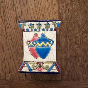 Emaux de Longwy, nécessaire bureau / fumeur décor égyptien, faïence émaillée cernée, ca 1910