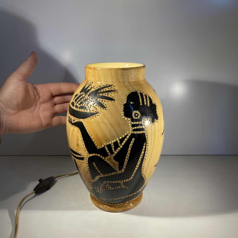 GRANDJEAN JOURDAN pour VALLAURIS, lampe photophore en céramique, décor africaniste, ca 1960