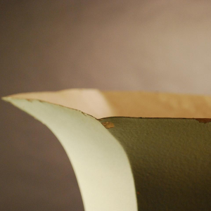 Art Deco vloerlamp in gepolychromeerd zeshoekig metaal - kristallen tussenstuk - 1925