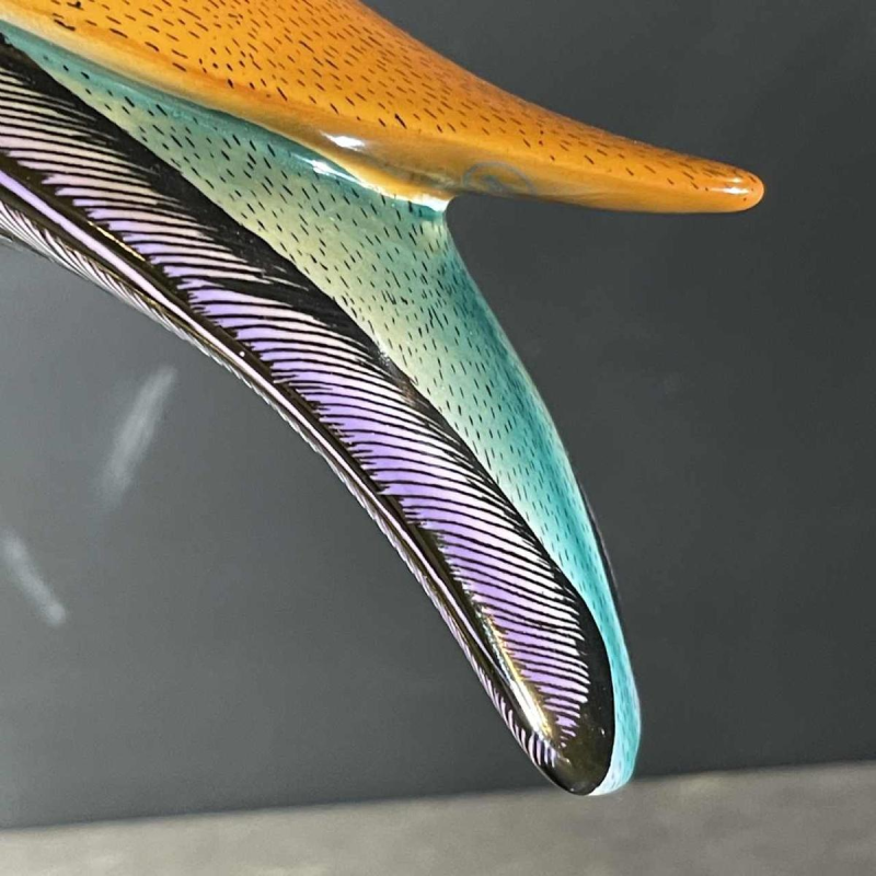 Giulia Mangani / Oggetti, sculpture 'Lapwing crested bird' polychrome porcelain & ormolu, Hollywood Regency ca 1970