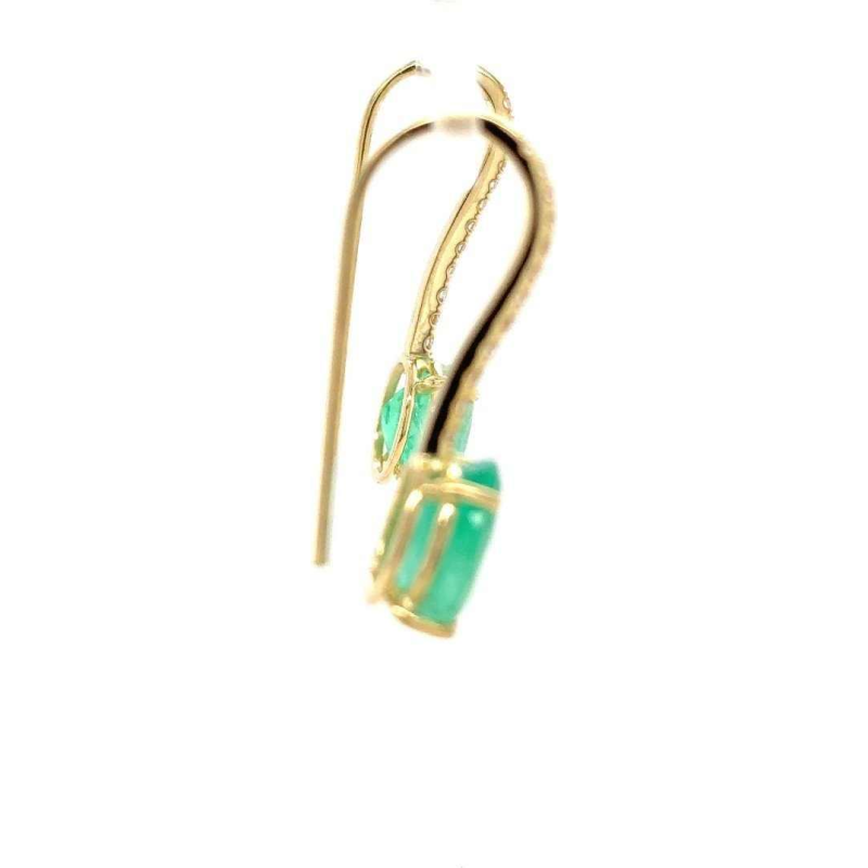 Earrings, yellow gold with emeralds and diamonds