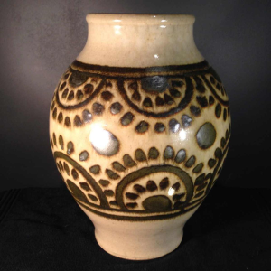 Eugene Paulus, rare African Art Deco vase, Bouffioulx CHATELET sandstone, 1927