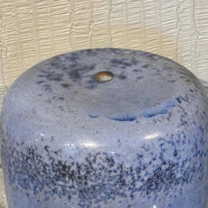 Antonio Lampecco, blauwe keramieken vaas