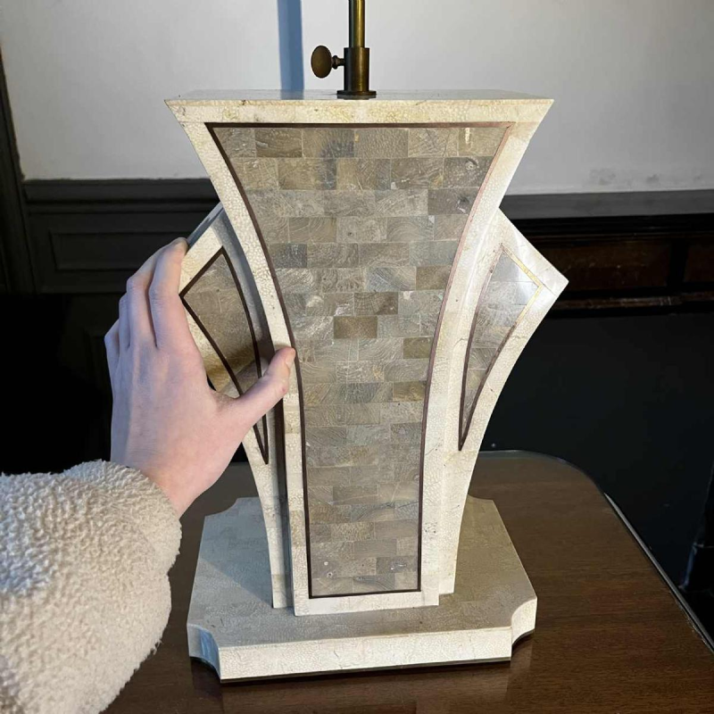 MAITLAND SMITH (USA) Hollywood Regency lamp base in tessellated stone & brass inlay, ca 1970