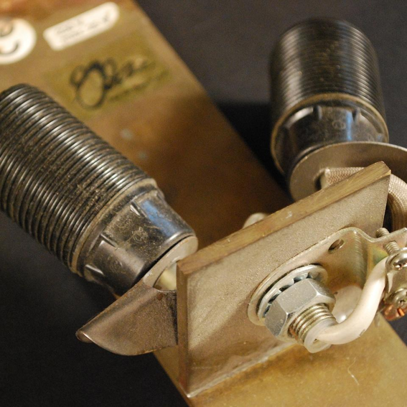 Jozé Ten Have, 6 grandes appliques Modernistes Style Art Déco, Laiton & Opaline