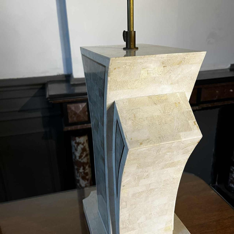 MAITLAND SMITH (USA) Hollywood Regency lamp base in tessellated stone & brass inlay, ca 1970
