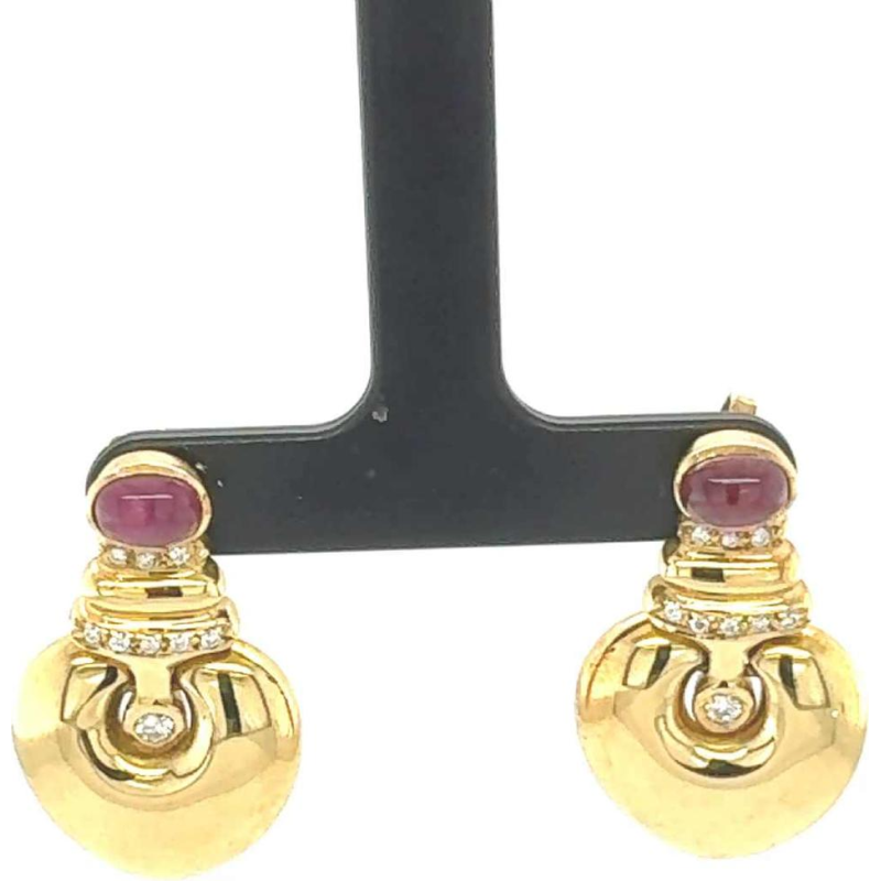 Pair of earrings, yellow gold, diamonds and rubies