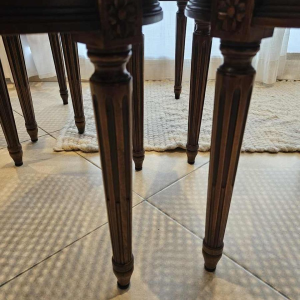 Suite de 4 chaises Louis XVI en acajou, dossier montgolfière