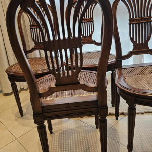 Suite de 4 chaises Louis XVI en acajou, dossier montgolfière