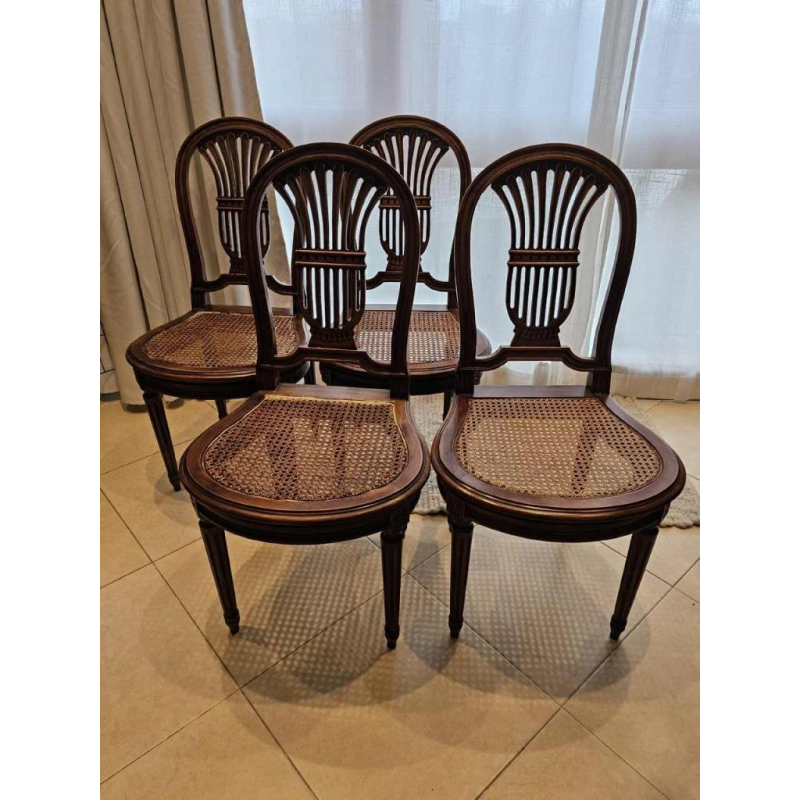 Suite de 4 chaises Louis XVI en acajou, dossier montgolfière