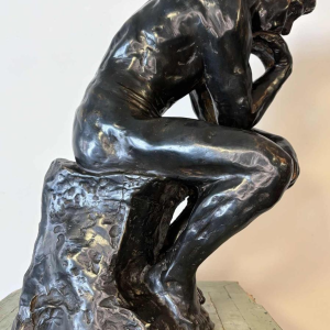 Groot zwart gepatineerd bronzen beeld van De Denker, reproductie naar Auguste Rodin