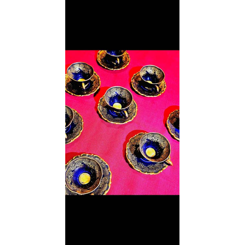 Linder Kueps Bavaria, 8 porcelain cups and saucers 1960.