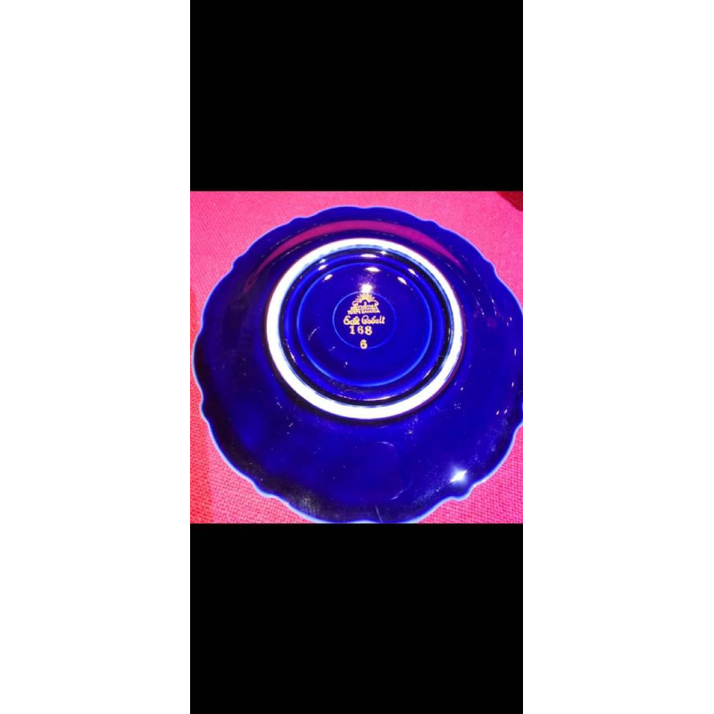 Linder Kueps Bavaria, 8 porcelain cups and saucers 1960.