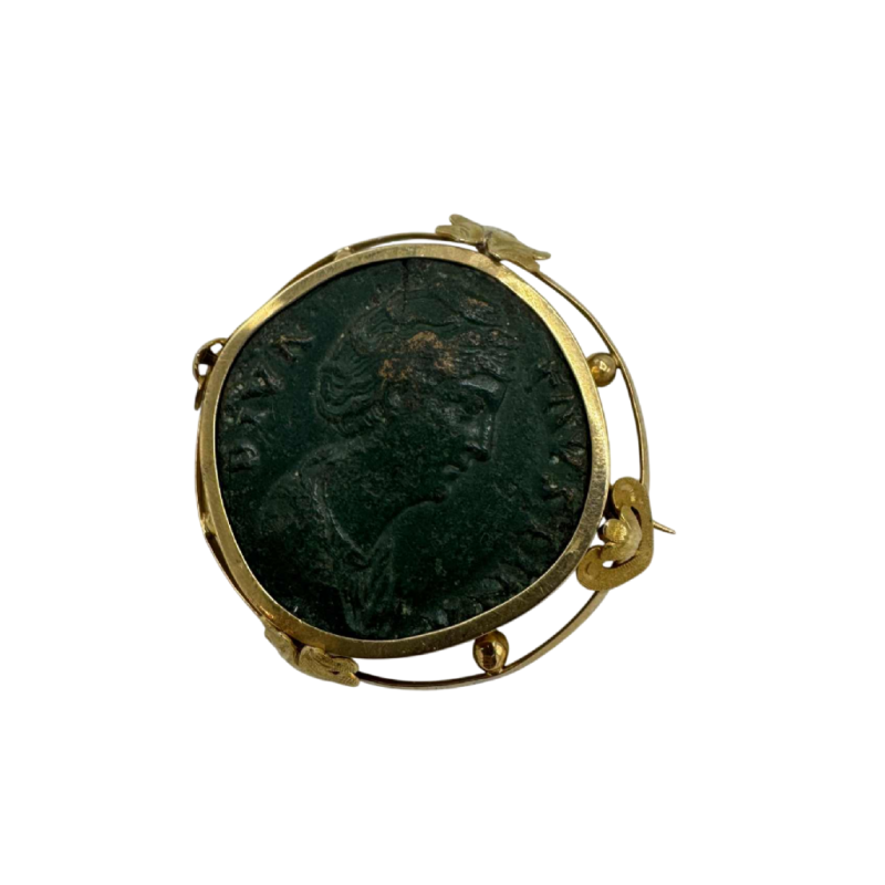 Broche en or jaune 18 carats sertie d'une pièce de la Grèce antique en bronze