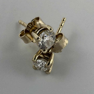 geelgoud oorbellen 18 K bezet met briljantgeslepen diamanten, 21e eeuw