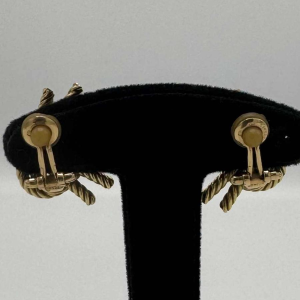 Hermès par Georges Lenfant, modèle 'Noeud marin' boucles d'oreilles clips en or jaune 18 K