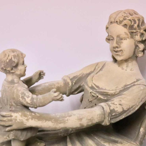 Antonio Carli, sculpture en terre cuite patinée 'femme avec son enfant' XXème siècle