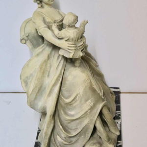 Antonio Carli, sculpture en terre cuite patinée 'femme avec son enfant' XXème siècle