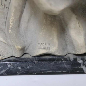 Antonio Carli, sculpture en terre cuite patinée 'femme avec son enfant' XXème siècle