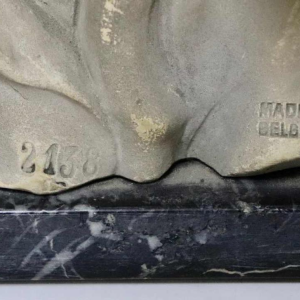 Antonio Carli, sculpture en terre cuite patinée 'femme avec son enfant' XXème siècle