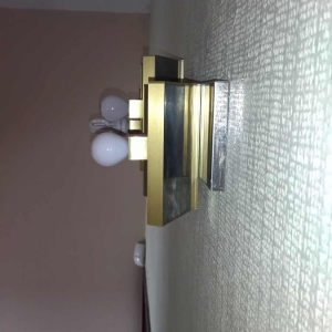 GAETANO SCIOLARI, rare paire d'appliques Hollywood Regency, acier chromé & laiton doré, ca 1970