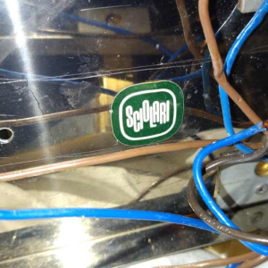 GAETANO SCIOLARI, rare paire d'appliques Hollywood Regency, acier chromé & laiton doré, ca 1970