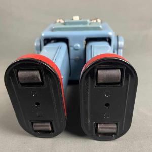 Rokende Ruimteman Robot van blauw metaal in originele doos, Yonezawa Japan, ca 1960