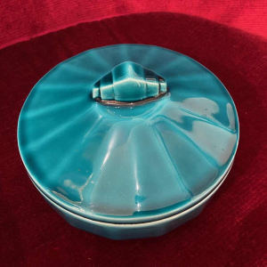 Paul MILET (1870-1950) - SEVRES - Snoepdoosje