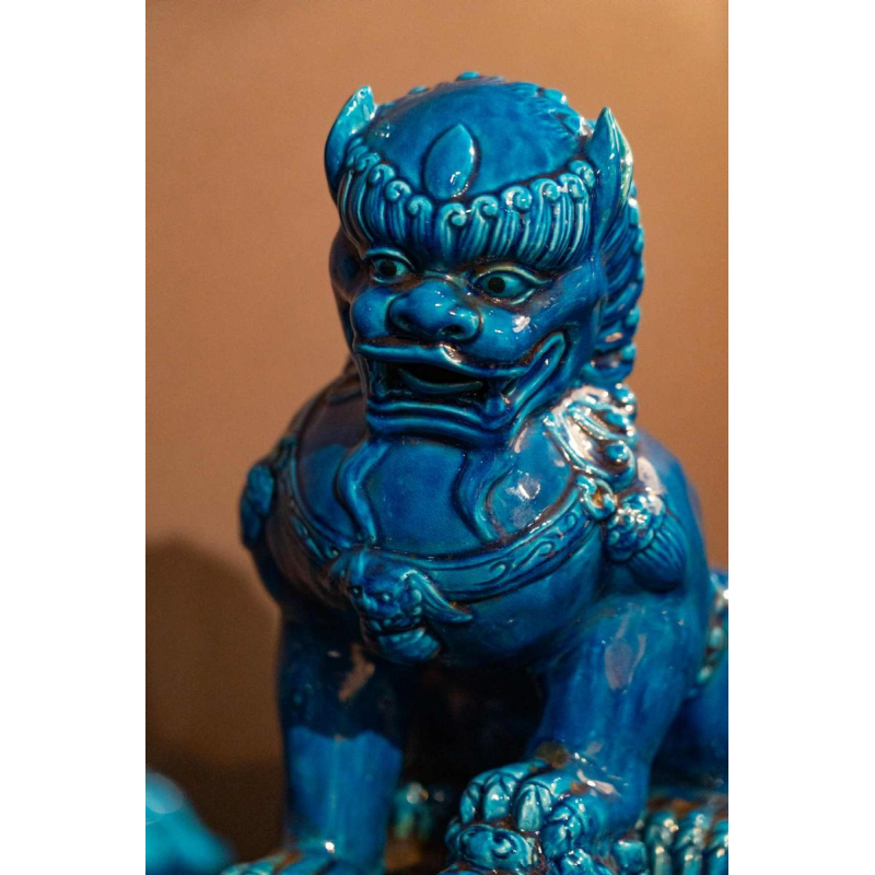 Série de 6 chiens de Fô, porcelaine de Chine laquée bleue, 20ème siècle