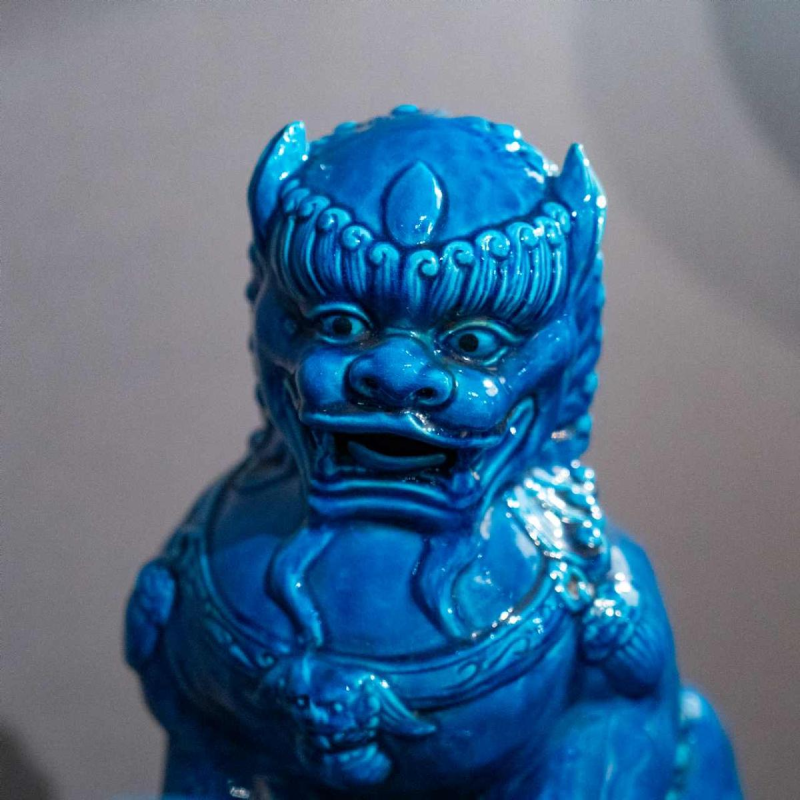 Set of 6 Fô dogs, blue lacquered Chinese porcelain, 20th century