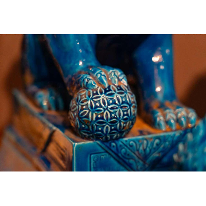 Set of 6 Fô dogs, blue lacquered Chinese porcelain, 20th century