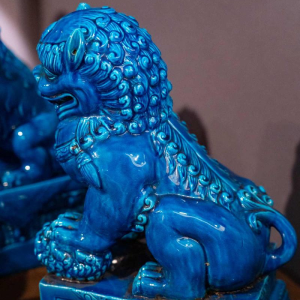 Set van 6 Fô honden, blauw gelakt Chinees porselein, 20e eeuw