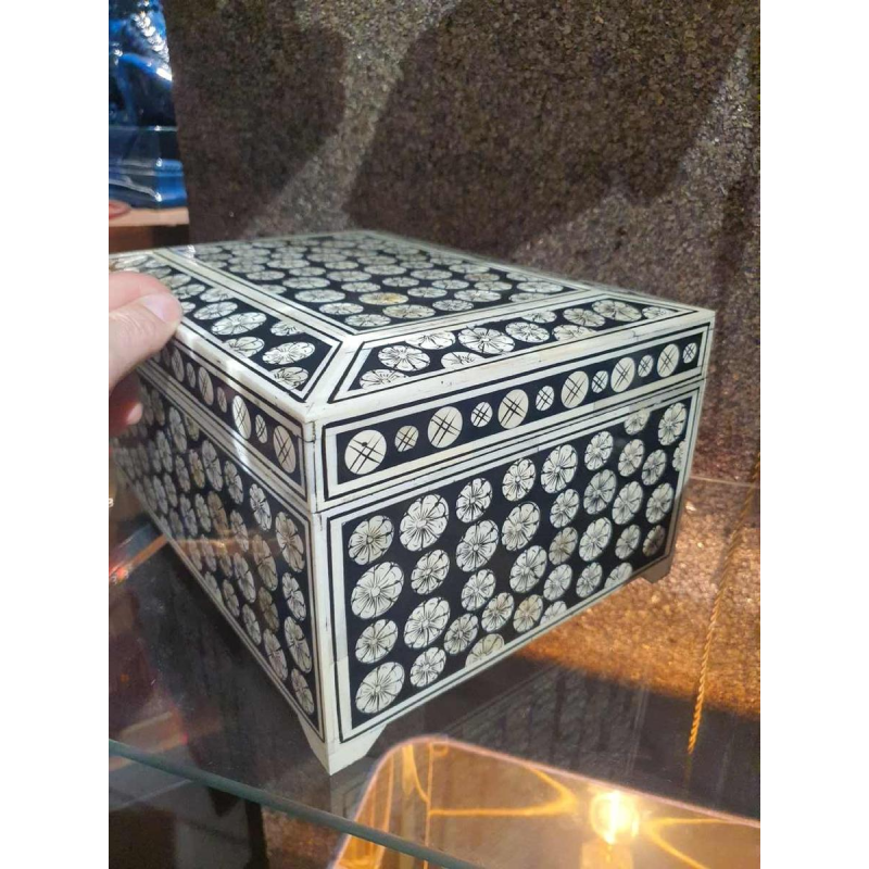 Paires de Boites Os et Laque Noir 20eme