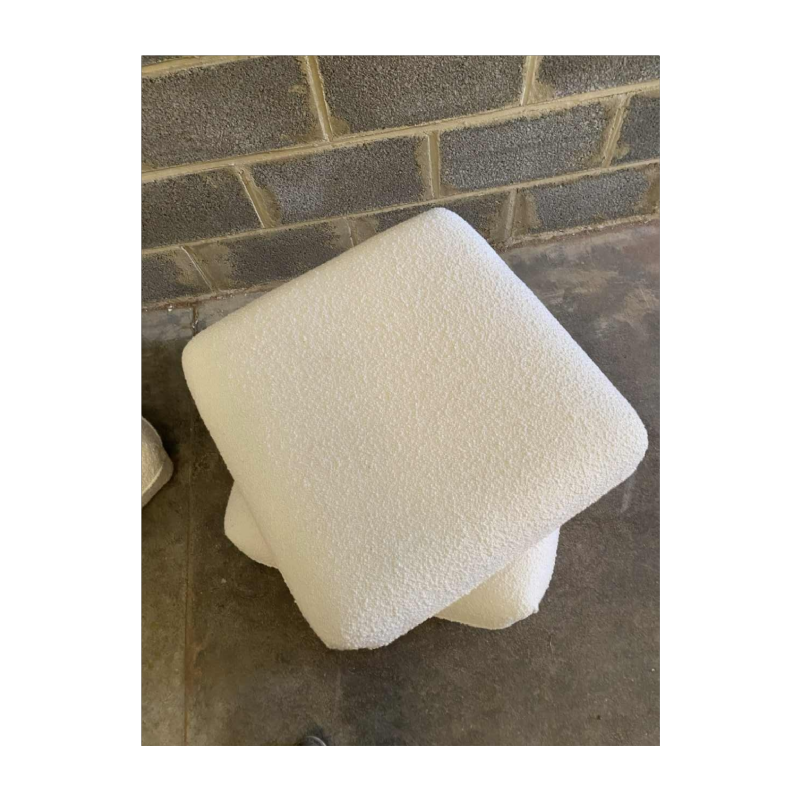 Paar vintage voetenbanken in de geest van Maison Janssen in Parijs, volledig gerestaureerd, ca 1970