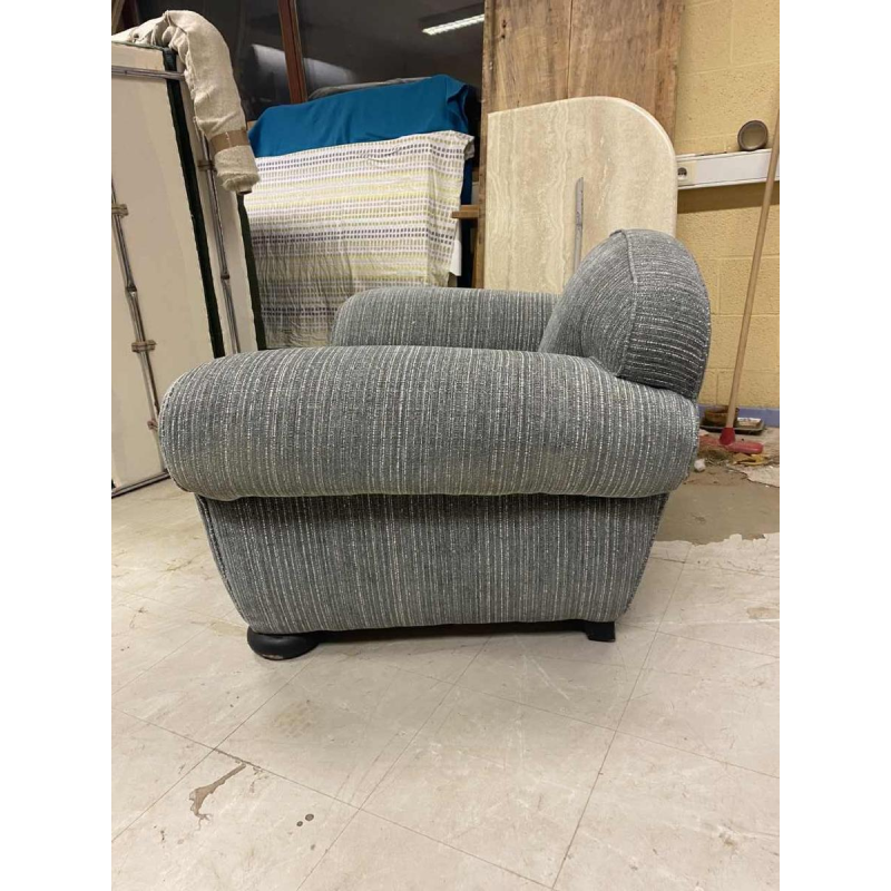 Paar Art Deco 'Paquebot' club fauteuils bekleed met gevlekt grijs fluweel, ca 1930