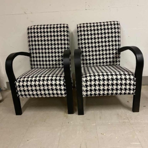 Paire de fauteuils Art Déco entièrement restaurés et regarnis, ca 1930-1940