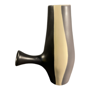 MADO JOLAIN, Pichet / Vase Moderniste à Anse en Ce´ramique Noir Blanc Gris 1950s