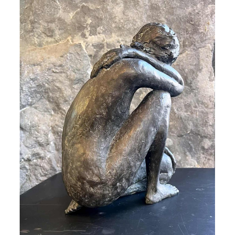 Linde ERGO, bronze sculpture young woman, XXth century