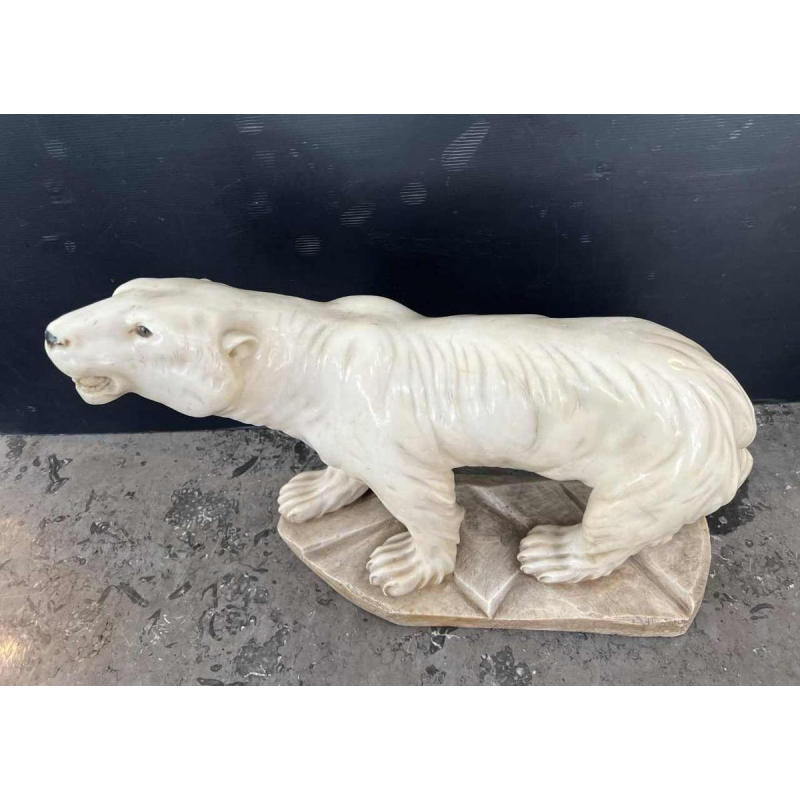 sculptuur ART DECO in albast "ijsbeer" gesigneerd FRISSI, ca 1920