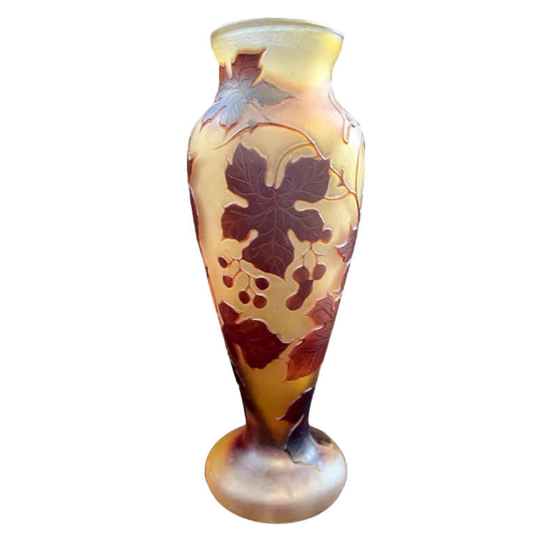 Émile GALLE, vase Art Nouveau en pâte de verre, décor de vigne vierge