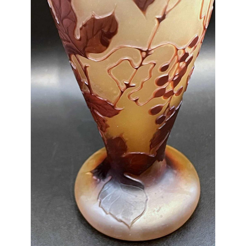 Émile GALLE, Art Nouveau pâte de verre vase with Virginia creeper design
