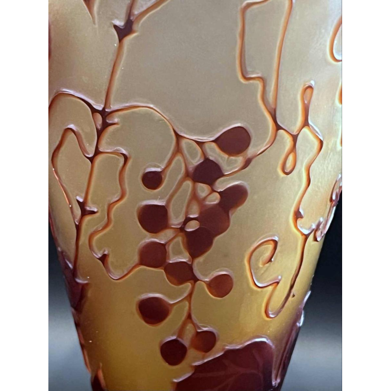 Émile GALLE, vase Art Nouveau en pâte de verre, décor de vigne vierge